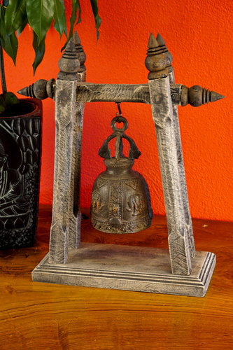 Tempel Glocke mit Stativ