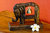 Elefant mit Bronze Glocke