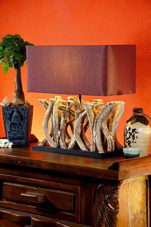 Liana Wood Table Lamp POLEHO
